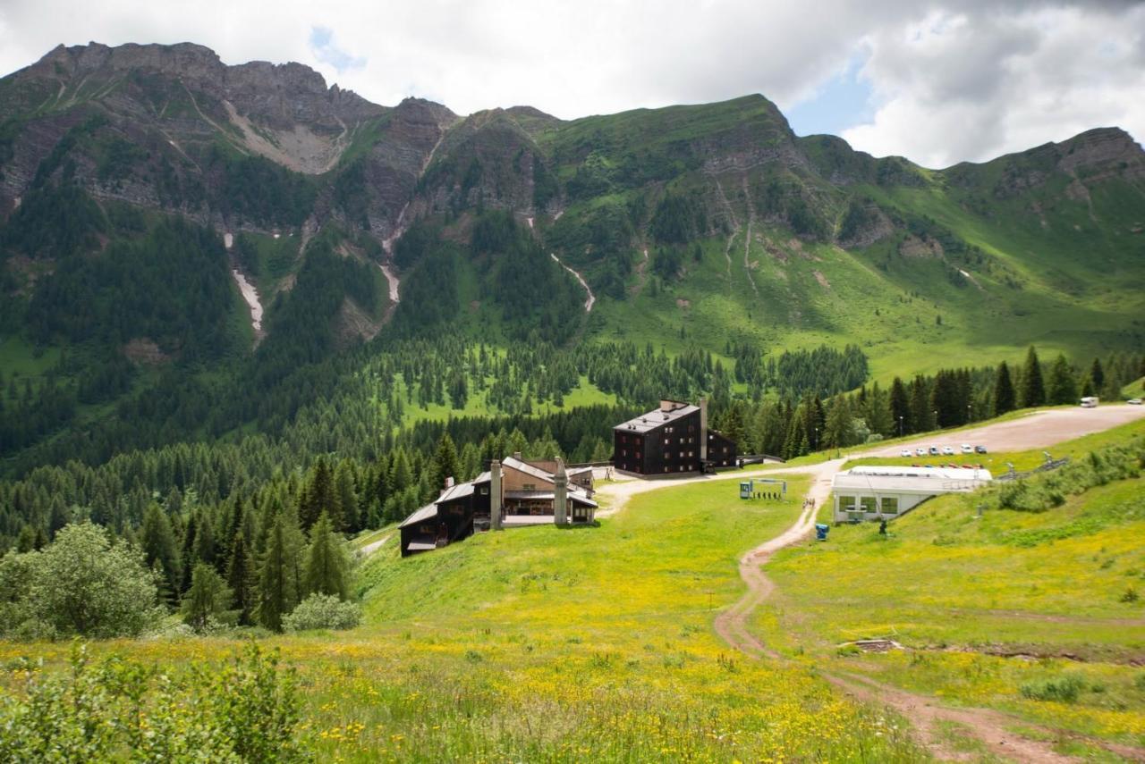 Appartamento La Casa degli Gnomi Falcade Esterno foto
